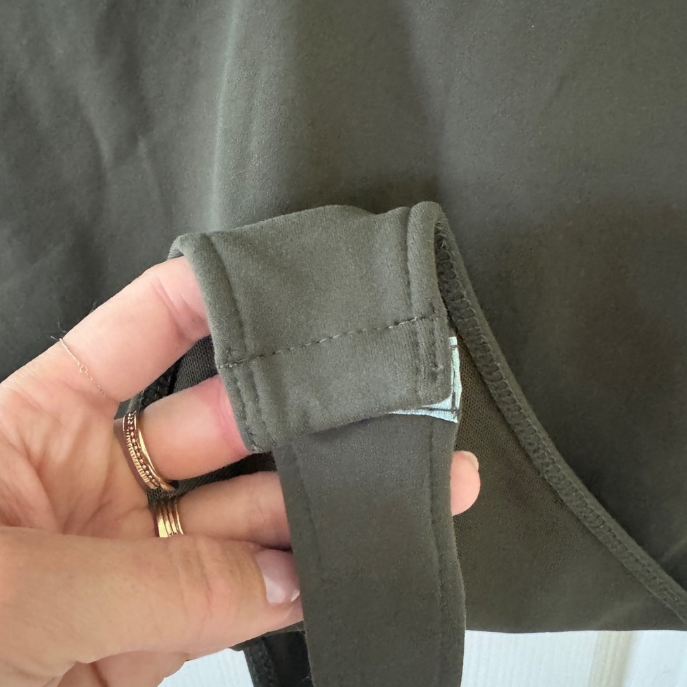 Free People Intimately Bodysuit M Olive Green V-Neck Minimal Fall Layering NWOT - Picture 4 of 14